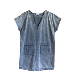 ENTRO Medium Acid Washed Light Blue Denim Lagenlook Boxy Mini Dress‎ Trendy Cut